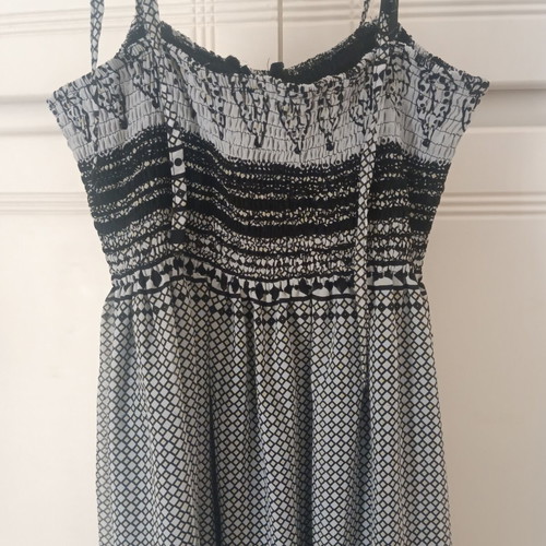 Maxi dress like new, one size fits L to 3XL, black and white