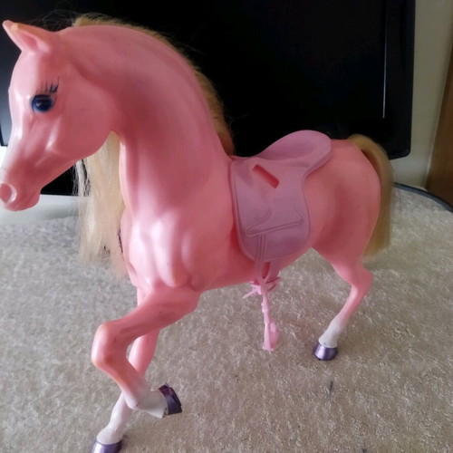 Pink Horse Barbie vintage Mattel in like new condition 27×30 cm