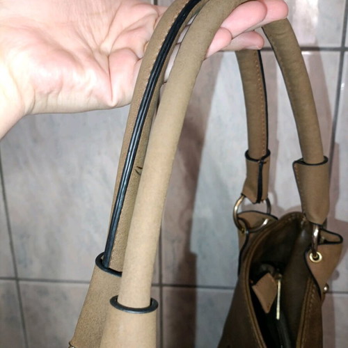 Brown shoulder bag like new made of eco leather