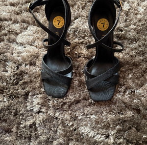 Tsakiris Mallas, Seven