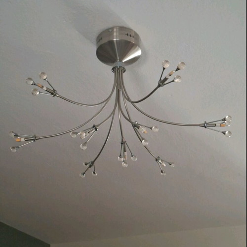 Set of 4 ceiling lights like new with bulbs