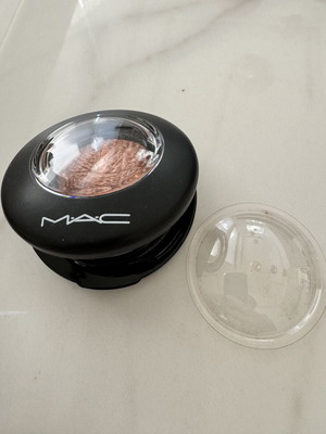 Mac collectible blush new