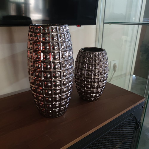 Pair of vases used in very good condition