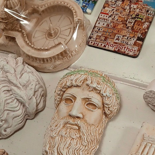 Collection of 32 new collectible magnets from Italian islands, Constantinople and ancient Greece