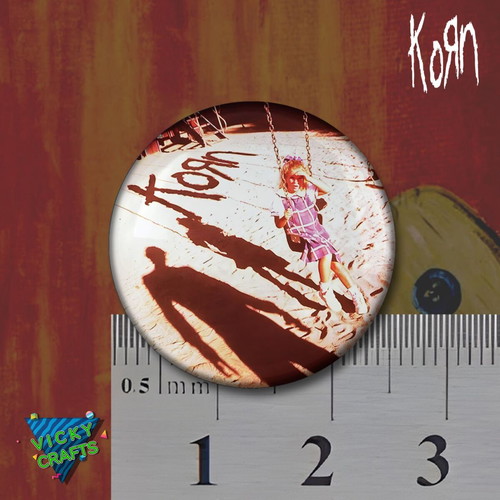 KORN set of 14 pins 2.5cm and Follow the Leader poster new