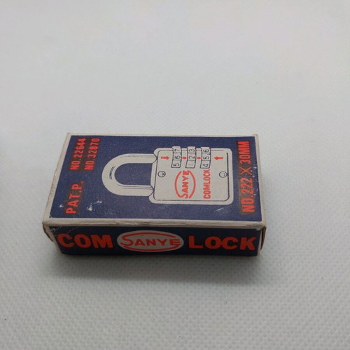 Combination lock new in excellent condition