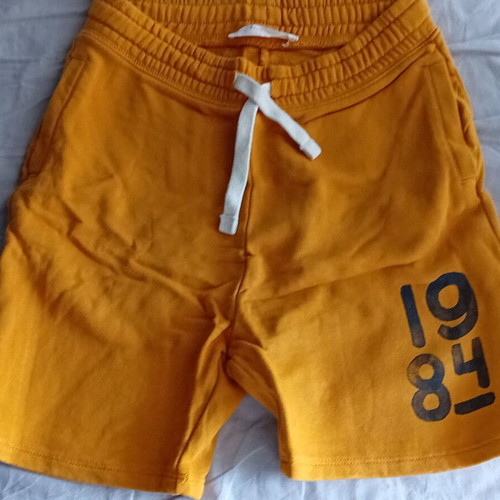 Mango kids bermuda new for 9/10 years yellow size 140 cm