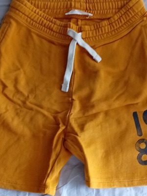 Mango kids bermuda new for 9/10 years yellow size 140 cm