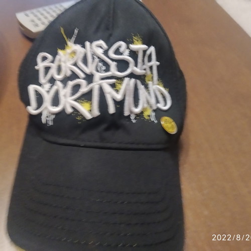 Borussia Dortmund cap like new, authentic