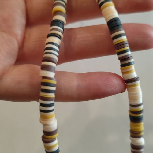 Summer bracelet and necklace used, multicolored for the sea