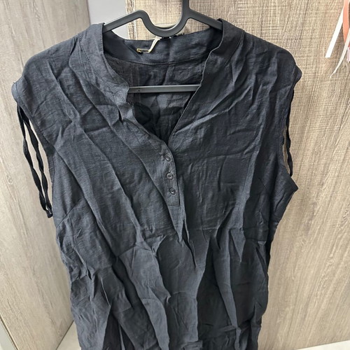 Clothes pack with various pieces