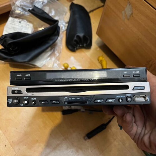 BMW E46 source with screen used