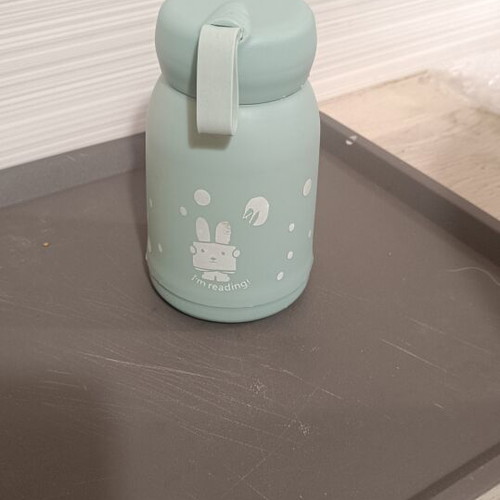 Glass cup with plastic exterior and leak-proof lid like new