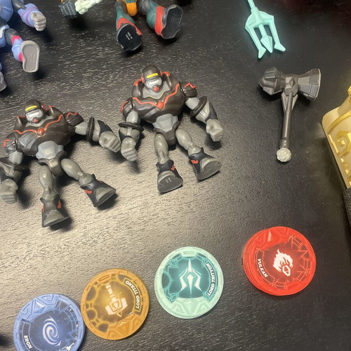 Gormiti figures pack of 40, like new