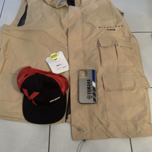Iveco Xxl work vest new, with Maxgear cap and Yamaha iPhone 11 case gift