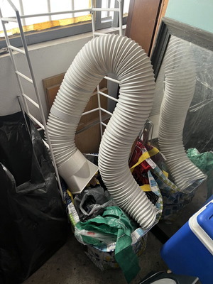 Plastic flexible air duct for air conditioner