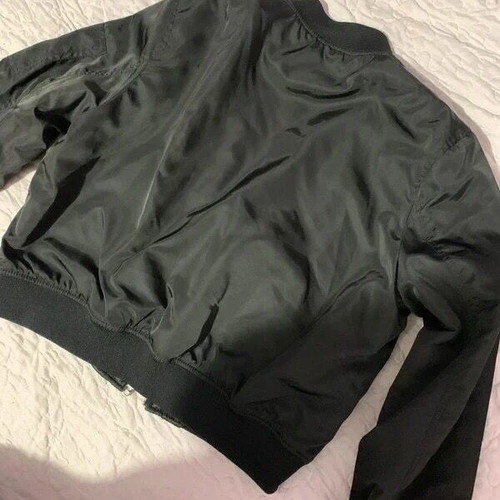 Bomber jacket Pull&Bear women's black size medium like new