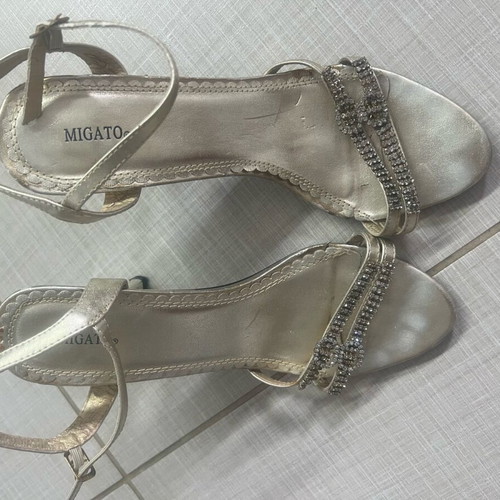 Sandals like new, size 38, black and gold