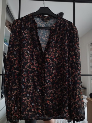 Semi-transparent shirt like new, black, size L