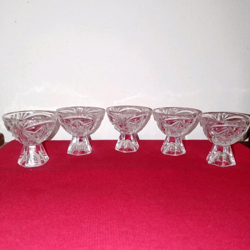 Vintage crystal liqueur glasses shot glasses set of 5 like new