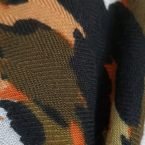 Oliver women's neck scarf like new, multicolor