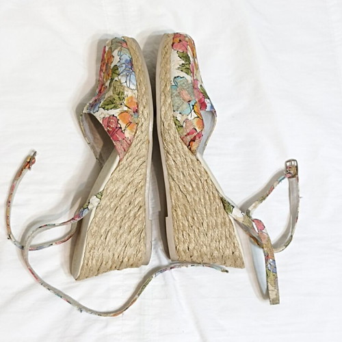 Elite floral espadrille platform sandals size 39