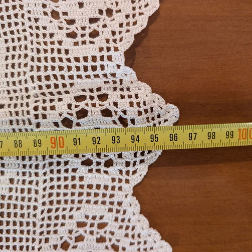 White crochet tablecloth large 100x95 cm like new