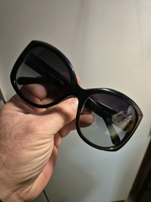 Γυαλιά ηλίου Chanel 5131-H μεταχειρισμένα, μαύρα με ασημί λογότυπο