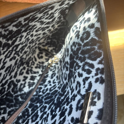 Guess Original Shoulder Bag like new, beige and brown