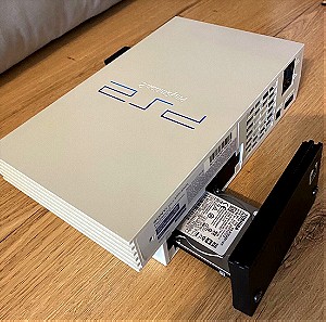 PlayStation 2 Rare Japan Pearl white SSHD 1tb.