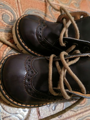 Baby walker no19 δερμάτινα σαν καινούργιο