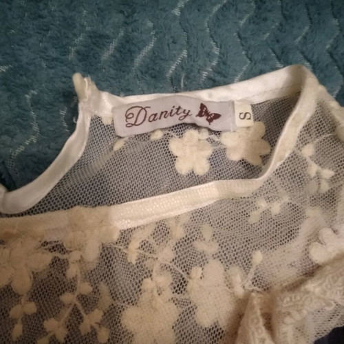 Floral women's dresses like new, pack of 3 pieces
