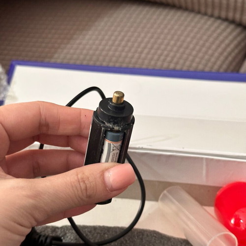 Swat LED flashlight used with red and white light, rechargeable