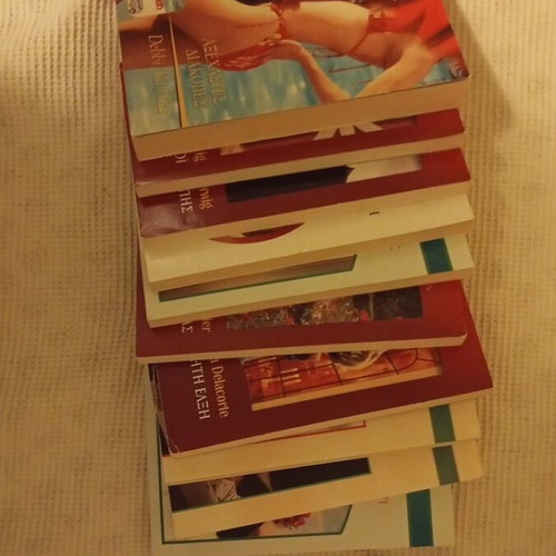 Arlekin books like new, pack of 20