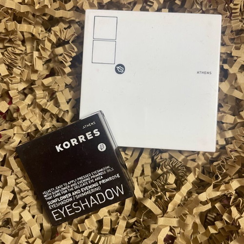 Korres makeup set of 2 products like new, blush and eyeshadow
