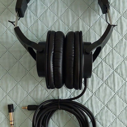 Audio Technica ATH-M20x wired over-ear headphones, black