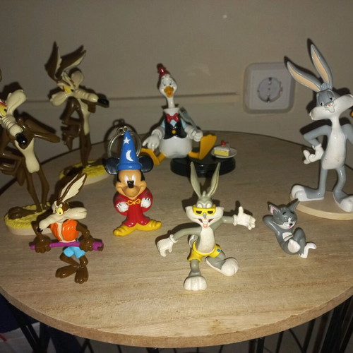 Looney Tunes figures used