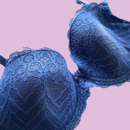Intimissimi blue bra 75C with underwire used