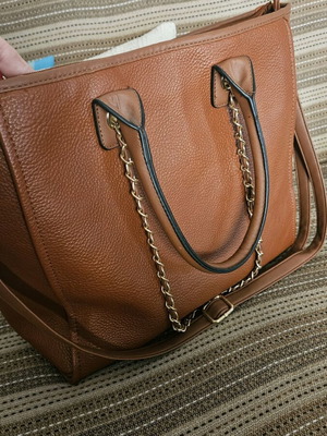 Women’s shoulder bag tan like new