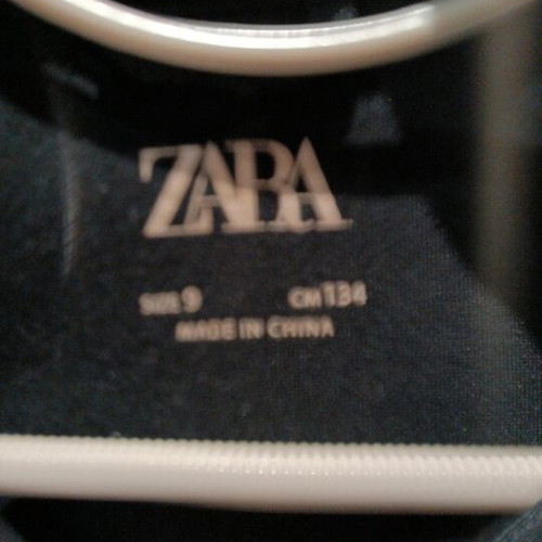 Zara girls' sweatshirt, size 9 years, black and white