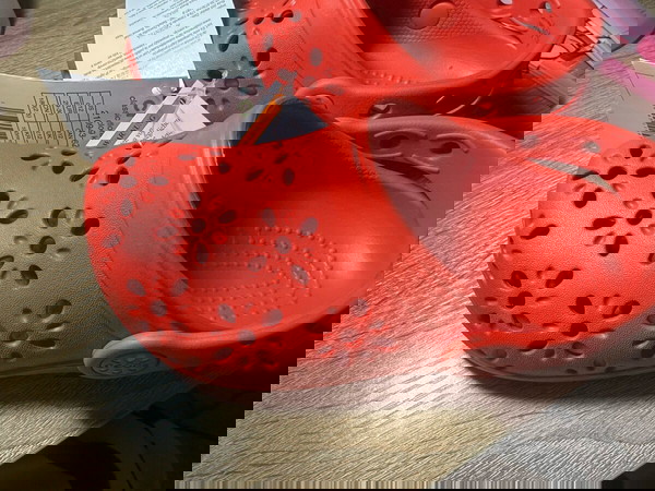 crocs ολοκαίνουρια κοριτσίστικα κόκκινα παιδιά c12 29-30 αγορασμένα 44,90