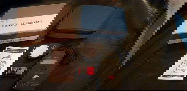 ΨΗΦΙΑΚΟ ΛΟΥΞΟΜΕΤΡΟ - DIGITAL LUXMETER
