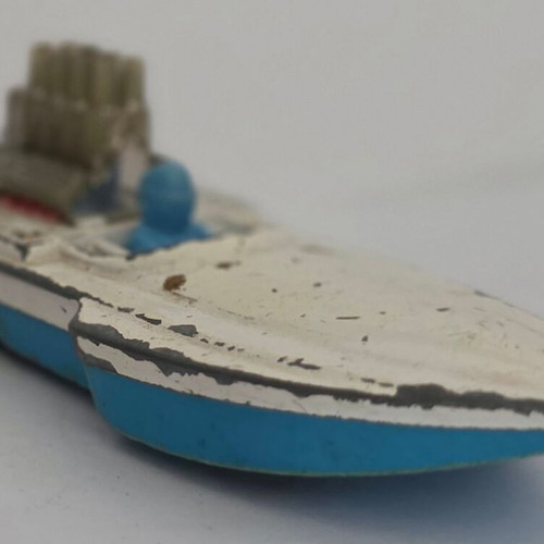 Matchbox Superfast No 5 Seafire Boat with blue driver