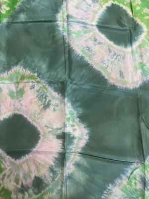 Silk scarf new, green