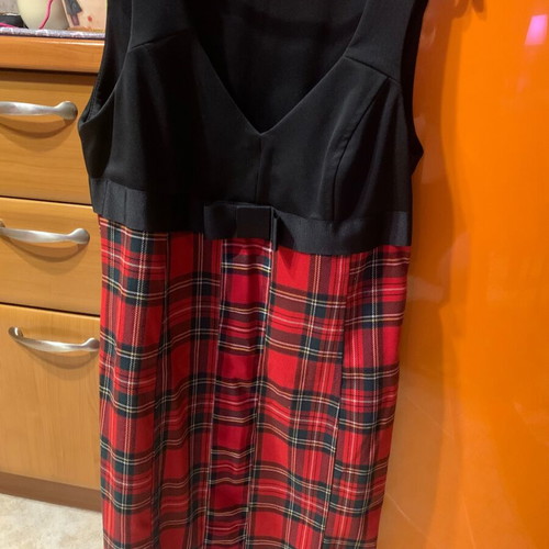 Zara vintage checkered dress like new, size L, black and red