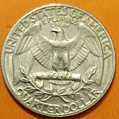 US quarter dollar 1965 used with mint error die break