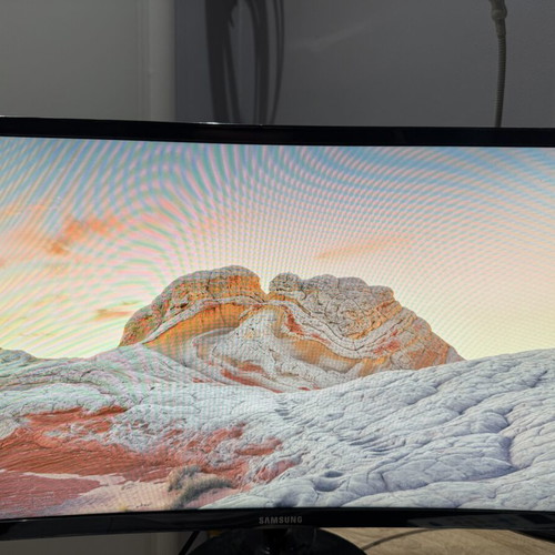 Samsung C24F390 24” Curved LED Monitor 1080p Eye Saver Mode