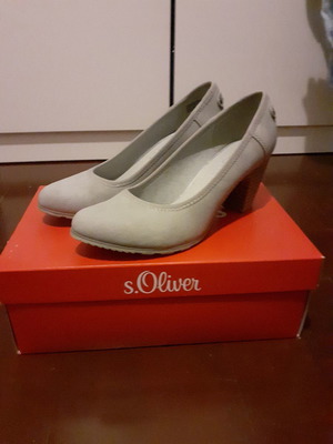Γόβες S. Oliver καινούργιες, γκρι, τακούνι 4 εκ., νούμερο 37