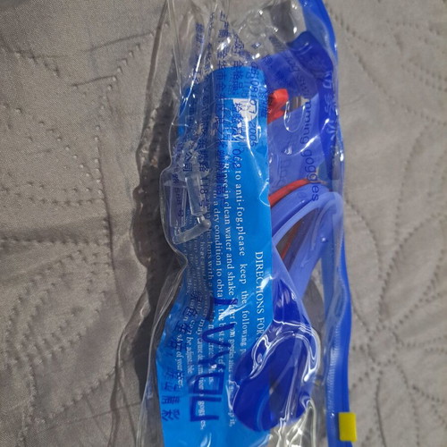 Children's swimming goggles set crab LVYOU6 new with earplugs