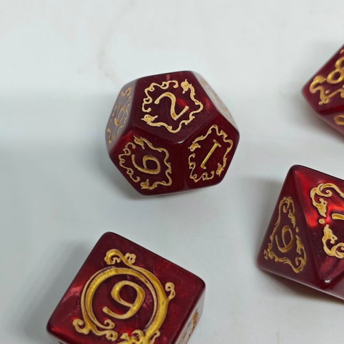 D&D Dragon Pearl Red & Gold Dice Set like new, 7 pieces